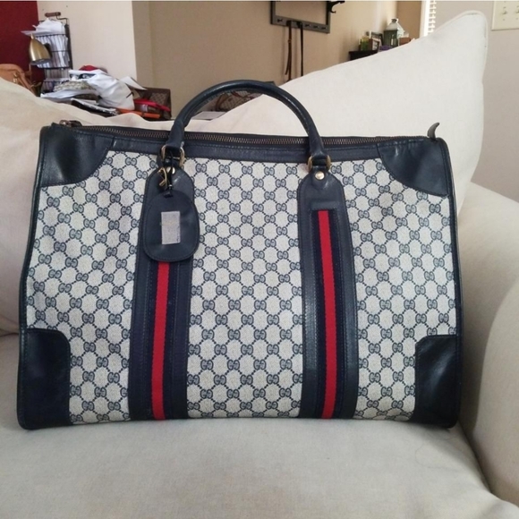 Authentic Vintage Gucci Duffle Carry on - Picture 2 of 8